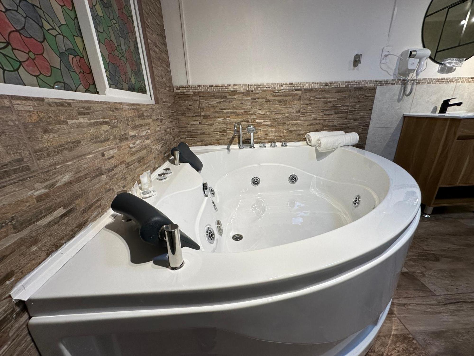 וינה דל מר New York Suites מראה חיצוני תמונה