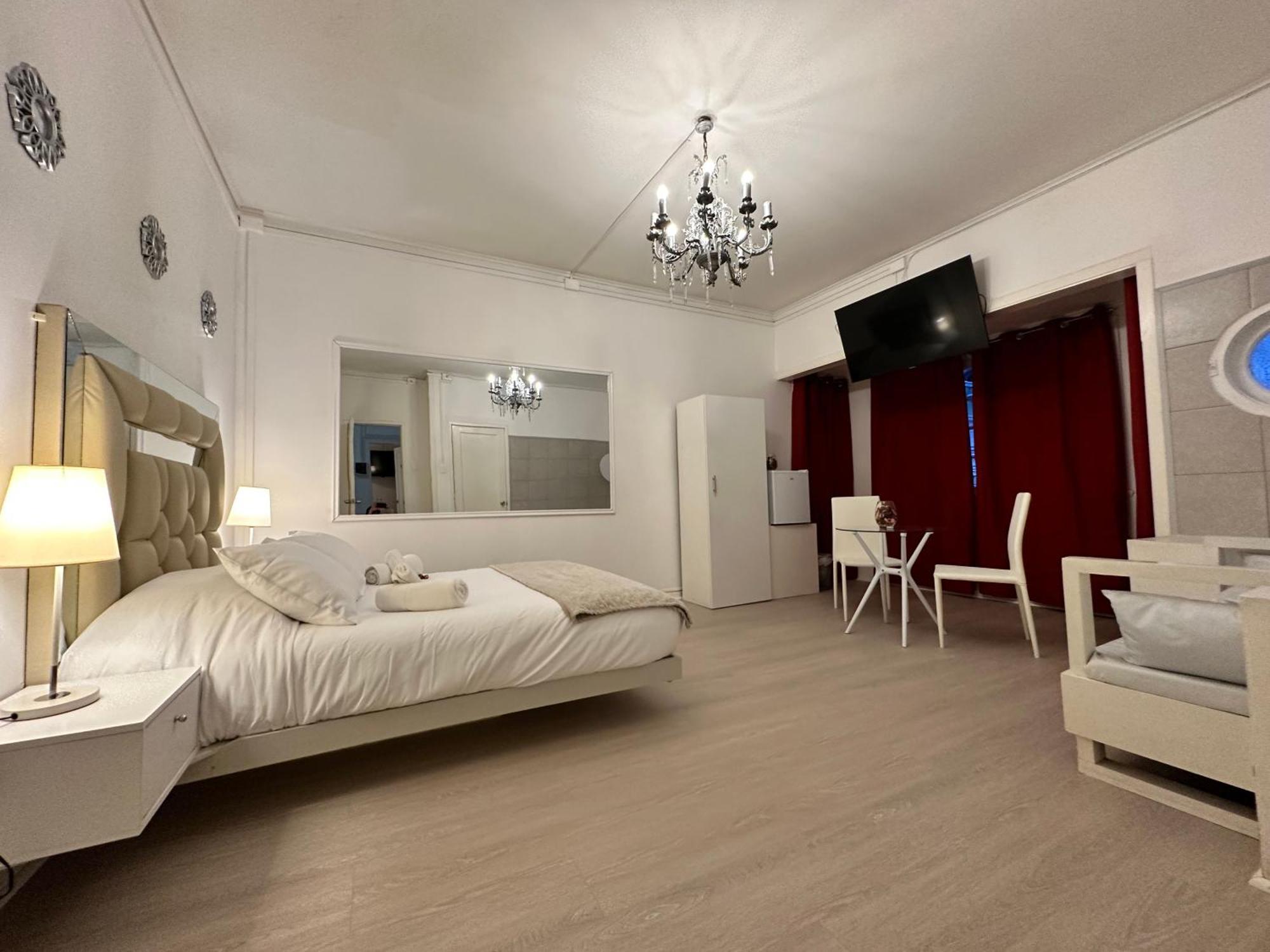 וינה דל מר New York Suites מראה חיצוני תמונה